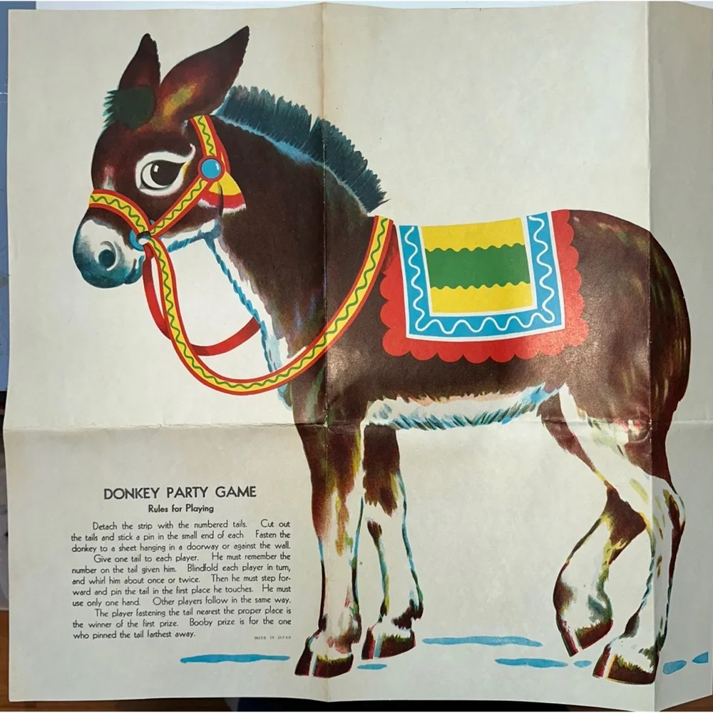 Vtg 1971 Donkey Honeycomb Paper Centerpiece & Game Set